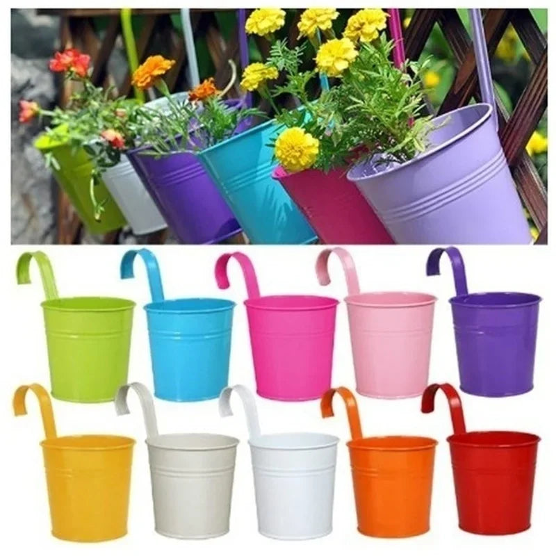 Hanging Metal Wall Flower Pot with Hook – Decorative Iron Balcony & Garden Planter